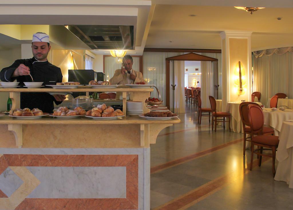 Grand Hotel La Pace (Adults Only) Сант'Аньєлло Екстер'єр фото